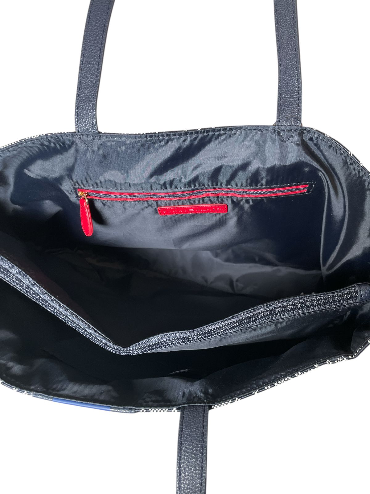 BOLSO TOMMY HILFIGER AZUL MARINO | UN CLASICO